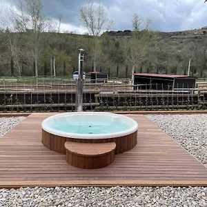 Touristic Ballonga Horses Apartamento Solsona